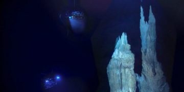 Глубоко в океане существует затерянный город