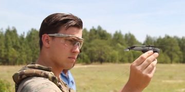 Зачем военным БПЛА размером с игрушку