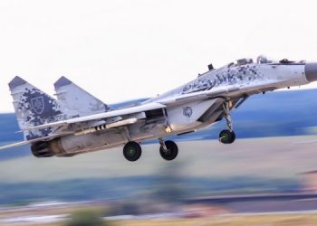 Словакия бесплатно передаст Украине истребители