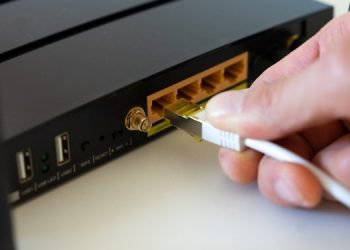 Житель США провел Интернет вместо провайдеров