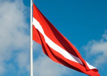 В Латвии ограничат использование русского языка