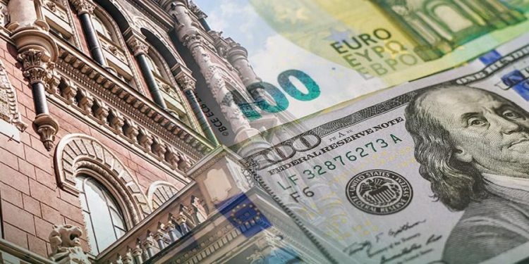 В Украине разрешили продажу безналичной валюты