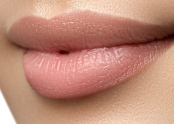 Какие женские губы наиболее привлекательные