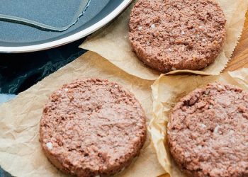 Из-за инфляции упали продажи растительного мяса