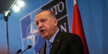Греция призывает ЕС и НАТО разобраться с Эрдоганом