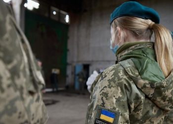 Воинский учет для женщин будет добровольным