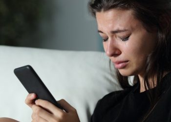 Россияне покупают смартфоны неизвестных марок