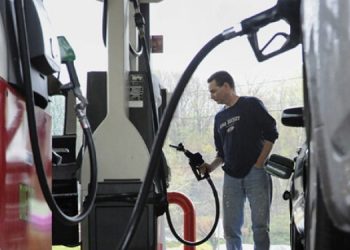 Как и почему осенью вырастут цены на бензин