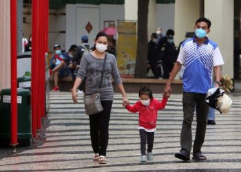 В Китае закрыли на карантин 21-милионный город