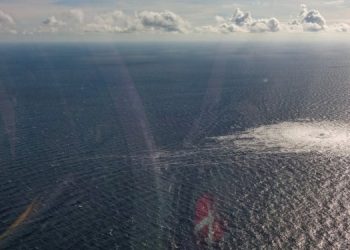 Роскосмос опубликовал спутниковые снимки утечки на газопроводах