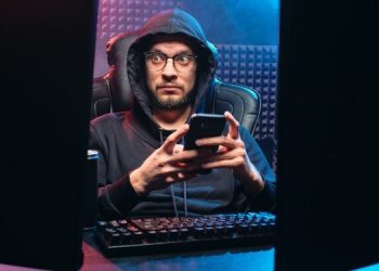 Хакер ошибочно получил от Google $250 тыс