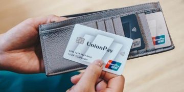 Union Pay прекращает работать с банками РФ