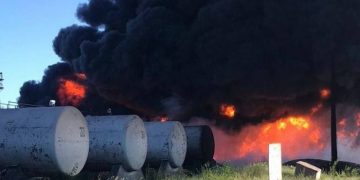 ВС РФ нанесли ракетный удар по нефтебазе в Кривом Роге