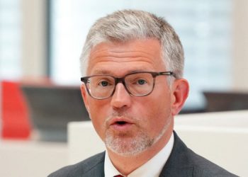 Экс-посол Мельник нахамил немецкому политологу