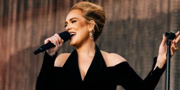 Адель снова взяла паузу в музыкальной карьере