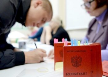 Россиянам запретили выезжать из страны до конца жизни