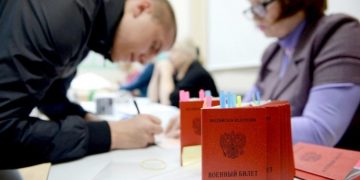 Россиянам запретили выезжать из страны до конца жизни