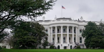 США и Великобритания сильнее ударят по России санкциями