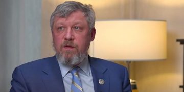 Зеленский уволил посла Украины в Казахстане