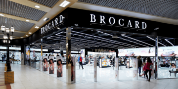 Украина национализирует более 900 объектов РФ