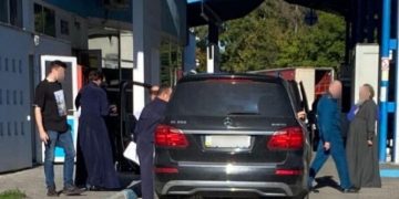 Настоятеля Киево-Печерской Лавры задержали на границе с контрабандой