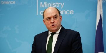 Министр обороны Британии экстренно вылетел в Вашингтон