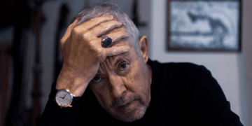 Андрей Макаревич спел о России