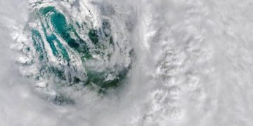 У ураганов есть глаза. Ученые объяснили, как и когда они образуются