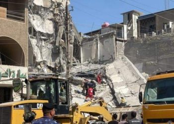 Жилой дом обрушился в центре Багдада