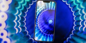 Apple сокращает тираж iPhone 14 Plus