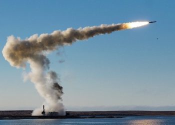 Ракеты РФ бьют по энергетической инфраструктуре Украины