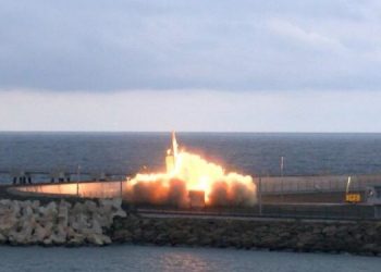 В Турции провели испытания баллистической ракеты