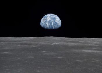 Полет в космос делает нас несчастными