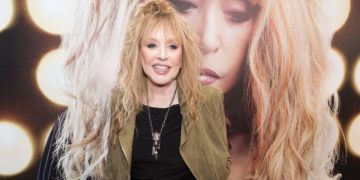 Алла Пугачева назвала своих критиков холопами и рабами