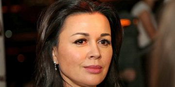 Близкие Заворотнюк рассказали, как болезнь изменила актрису