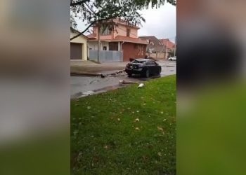 В Херсоне подорвался автомобиль коллаборанта