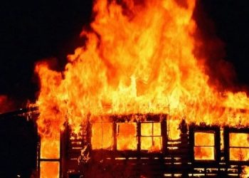 Упавший метеорит сжег дом жителя США