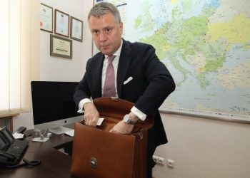 Кабмин уволил главу “Нафтогаза” Витренко