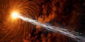 Черная дыра “плюнула” в сторону Земли