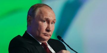 Путин разрешил иностранным наемникам служить