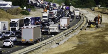 В Мариуполь хлынули россияне из Херсона