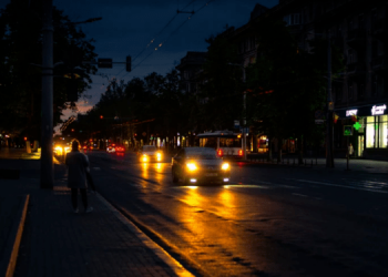 Около 90% Молдовы осталось без электричества