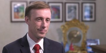 Белый дом провел тайные переговоры с окружением Путина