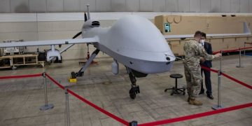 США улучшают высокотехнологичные дроны