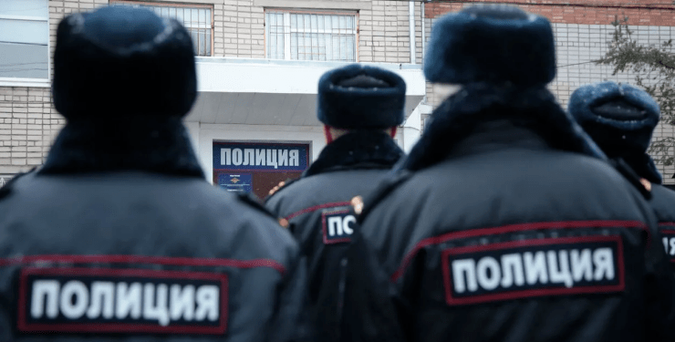 В Белгороде полицейским приказали укомплектоваться “тревожными мешками”