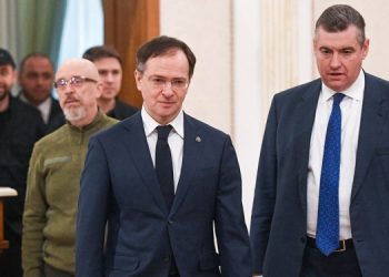 РФ давит на международное сообщество