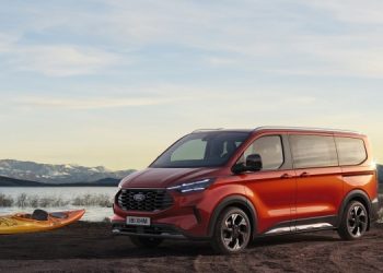 Представлен новый Ford Tourneo Custom