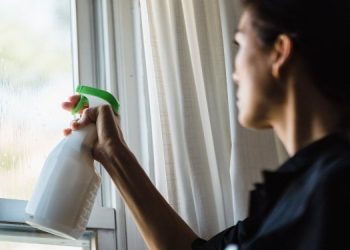 Чем грязные окна опасны для человека