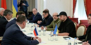 Переговоры между Украиной и РФ должны возобновиться