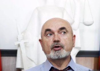 На Донбассе подстрелили “судью ДНР”